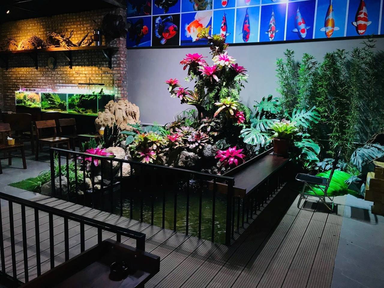 Showroom 14